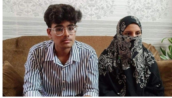 মা ও ছেলের একসঙ্গে জিপিএ ফাইভ অর্জন 